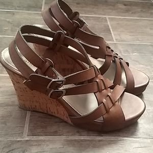 💥 Chinese Laundry brown wedges size 8 1/2
